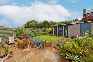 Riverside Crescent Holymoorside